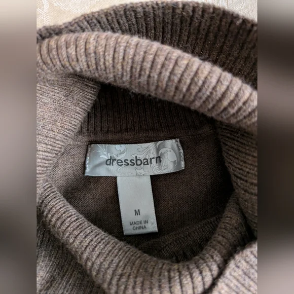 Dress Barn Brown Sleeveless Turtleneck Sweater - Picture 5 of 6